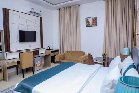 Grovehill Hotel Plus Ilesa