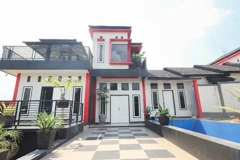 OYO 3399 Gea Guest HouseNearGramedia Mall