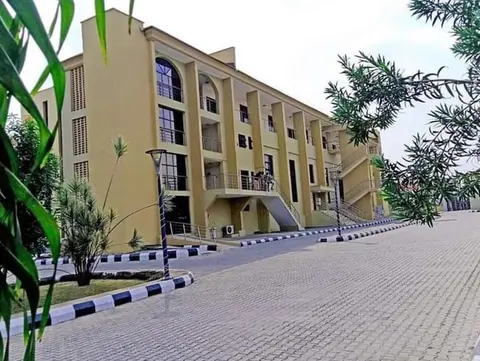 Hevee Hotels and Suites
