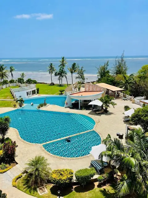 Luxury Oceanline Apartment-Shaza