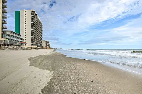 Murrells Inlet Condo w/ Pool & Beach Access!