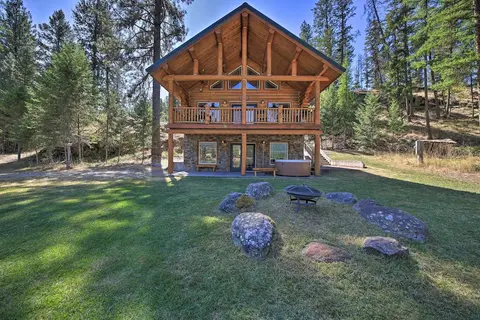 Scenic Riverfront Retreat w/ Hot Tub & Kayaks!