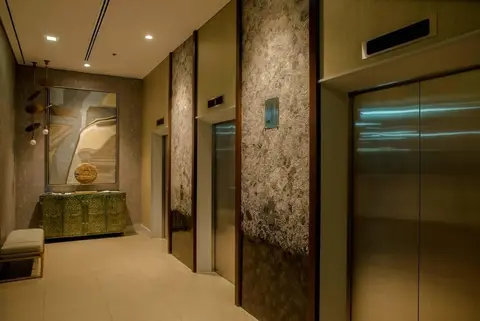 Solinea Tower 2