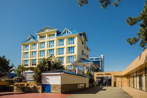 Oasis Hotel