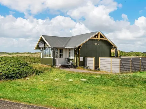 Vintage Holiday Home in Rømø near Beach