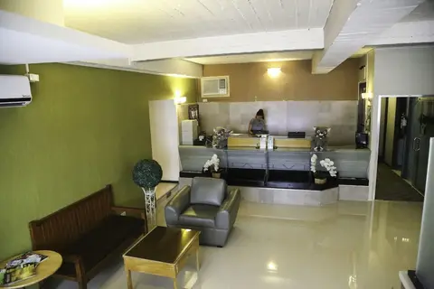 Quoalla Hotel Makati