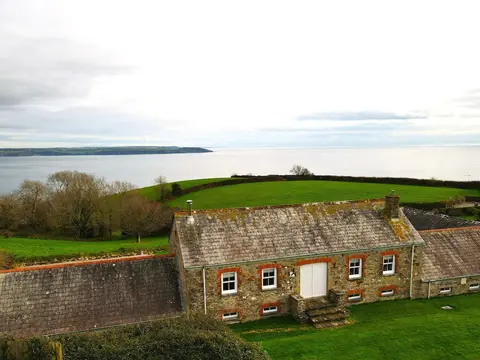 Silvermine House