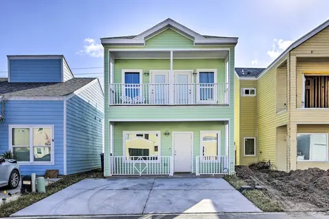 5 Mi to Beach: Pet-friendly Port Isabel Home!