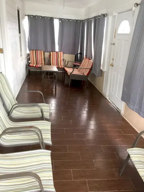 HC-55 Beach Haus