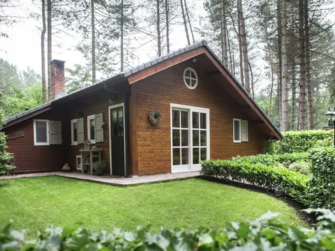 Luxurious Chalet in Oud-turnhout With Large Garden