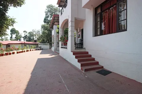 Surbee Resorts