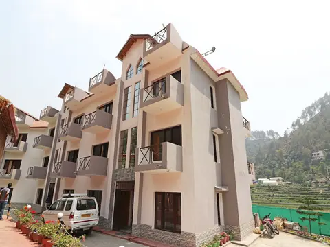 OYO 13756 Damyanty Residency & Resort