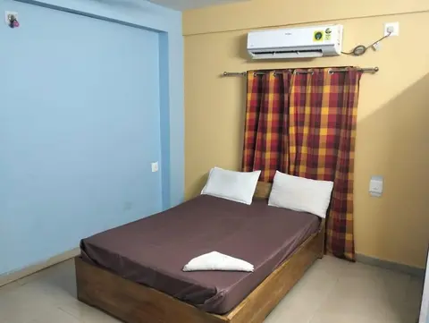 Goroomgo Shivansh Guest House