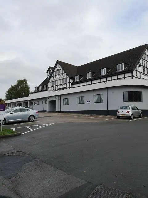 Barons Court Hotel