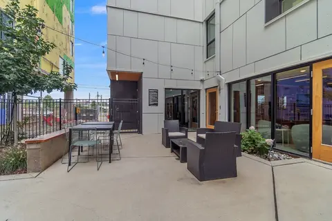 Chic 1-bed In Vibrant Optimist Park 1 Bedroom Apts by RedAwning