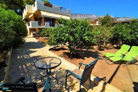 Villa Maria Kineta Town