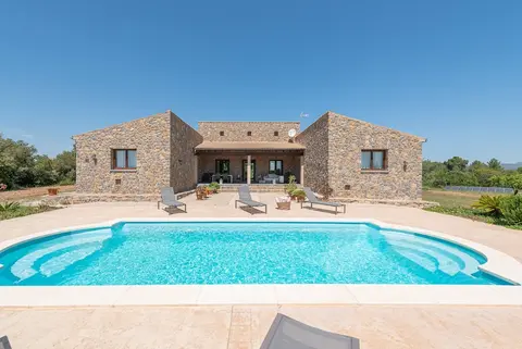 Bellpuig in Art With 4 Bedrooms and 2 Bathrooms