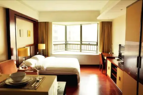 Jing'an Ziyuan Apartment