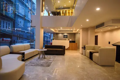 Emerald Hotel