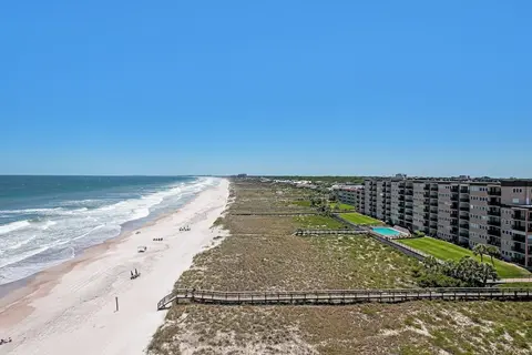 Striking Ocean View Condo with Private Walkway to the Beach by RedAwning