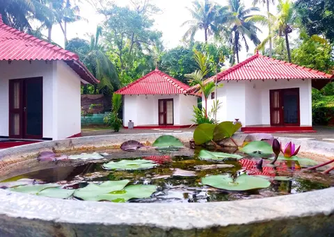 Lagoon Resort Goviyapana