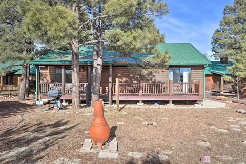 Hike, Fish & Enjoy Pond On-site: Bison Ranch Cabin