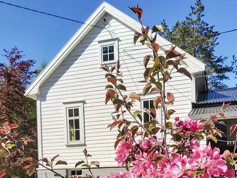 13 Person Holiday Home in Songesand
