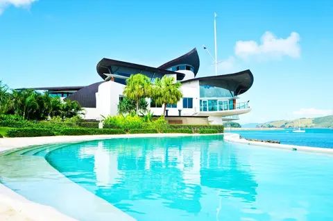 6 Yacht Club Oceanfront House On Marina Deluxe 4 Bedroom With 2 Golf Buggies