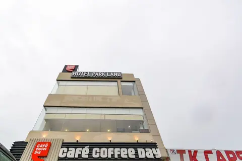 OYO 46208 Hotel Park Land