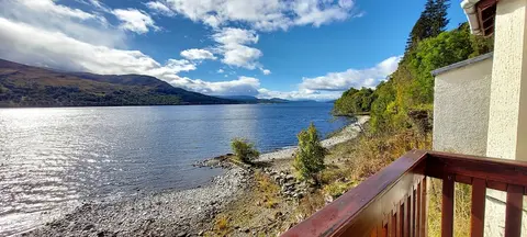 Loch Rannoch Highland Club Lochside Lodge 02