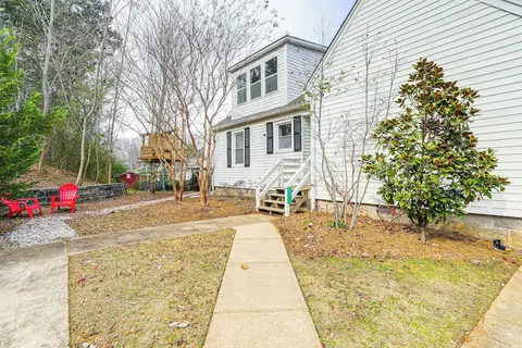 1 Mi to Ole Miss: Family-friendly Home!