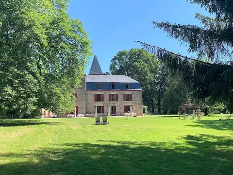 Domaine de La Briandais, a place of electromagnetic sobriety