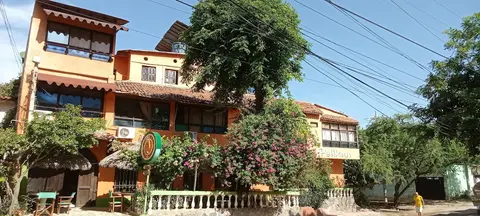 Hostal pelikan taganga