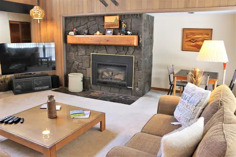 Meadow House 58 2 Bedroom Home