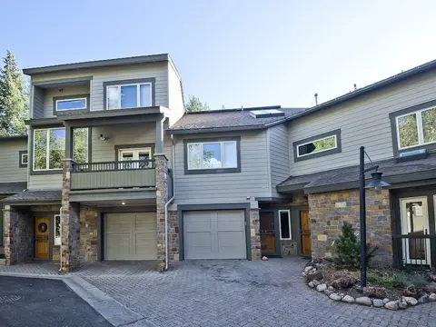 Coldstream Townhome 15