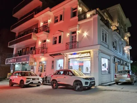 Hotel Divine Ganga