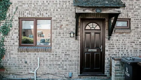 Tranquil 3B House- Sleeps 6, Garden & Free Parking