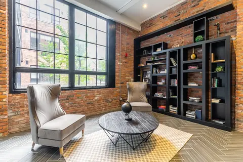 GLOBALSTAY. Dundurn Lofts. Free parking. Gym