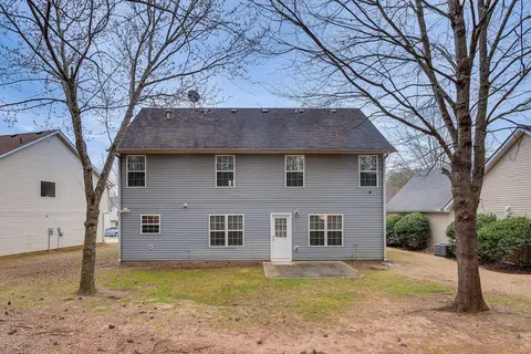 Spacious Snellville Home w/ Yard: 28 Mi to Atlanta