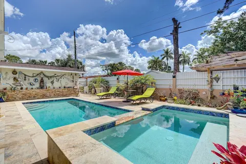 Breezy Naples Home With Private Outdoor Pool!