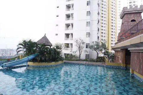 Spacey 2BR Apartment at Great Western Resort