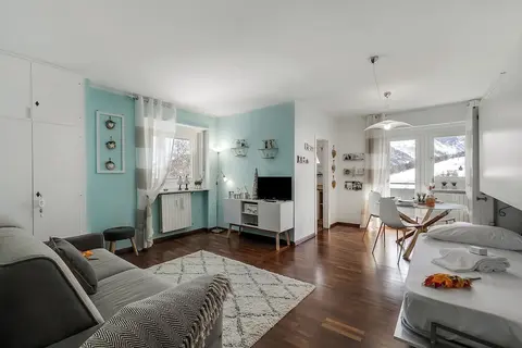 Studio Blue Petit