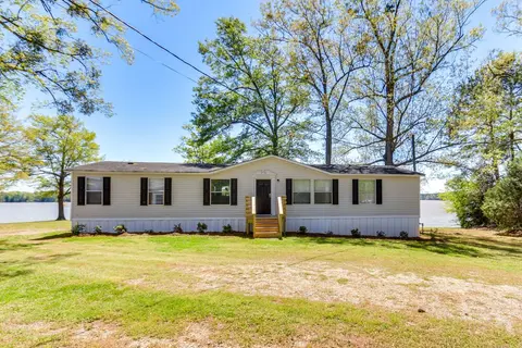 Lakefront Prosperity Home w/ Private Boat Dock