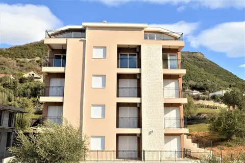 Isidora Apartments