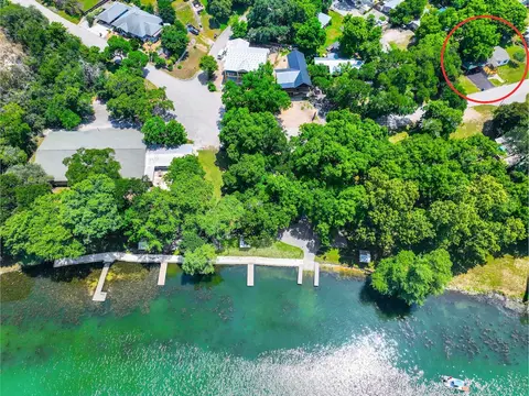 River Bend Retreat 2 Homes for 12 Next to Lake Dunlap