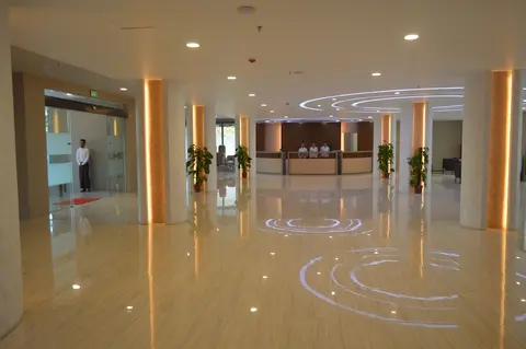 Airport Avenue Hotel