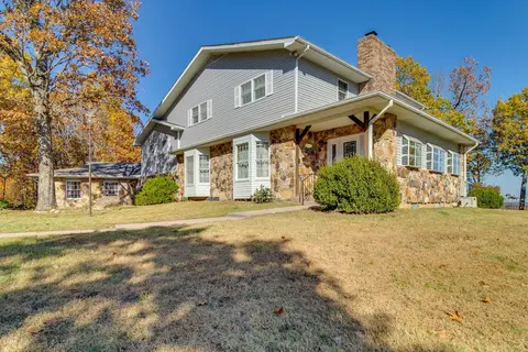 Spacious Retreat w/ Stunning Norfork Lake Views!