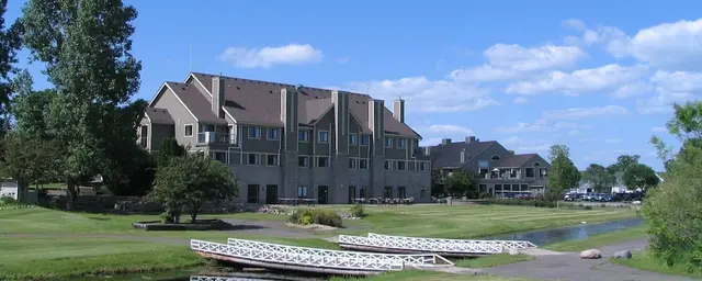 Izatys Resort