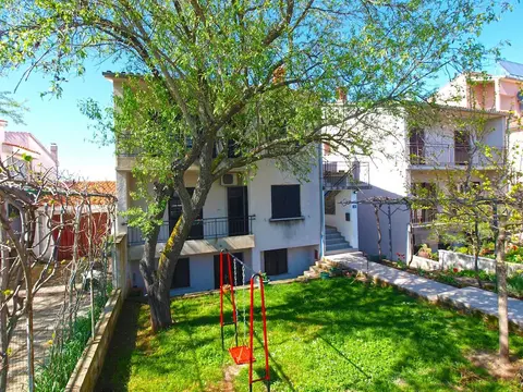 Apartment 1595