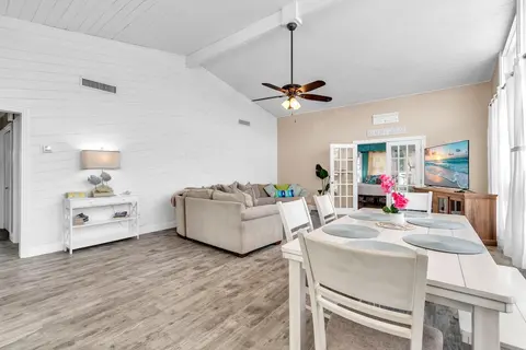 Bates Avenue House